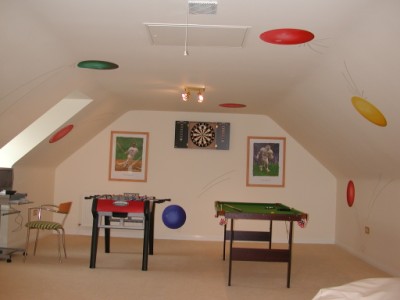 Simple mural images in an attic